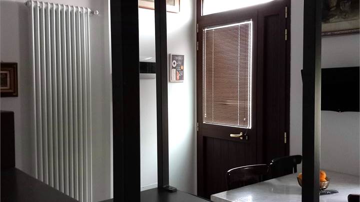 AD.ZE CASTENASO SU DUE LIVELLI RISTRUTTURATO